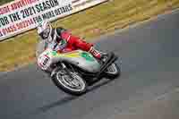 Vintage-motorcycle-club;eventdigitalimages;mallory-park;mallory-park-trackday-photographs;no-limits-trackdays;peter-wileman-photography;trackday-digital-images;trackday-photos;vmcc-festival-1000-bikes-photographs